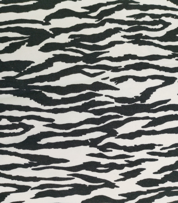 Franela estampada zebra
